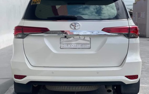 2017 Toyota Fortuner  2.4 V Diesel 4x2 AT in Manila, Metro Manila-4