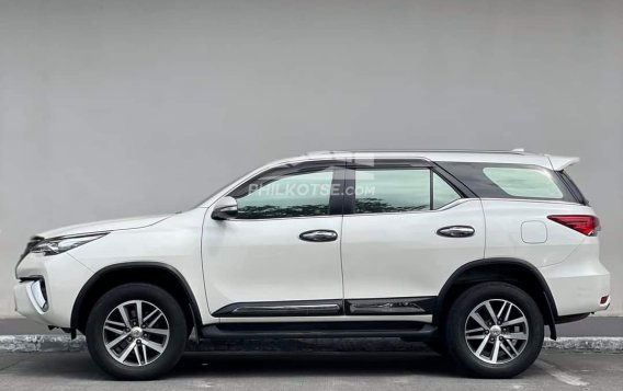 2017 Toyota Fortuner  2.4 V Diesel 4x2 AT in Manila, Metro Manila-14