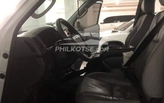 2016 Toyota Hiace Super Grandia Leather 2.8 AT in Makati, Metro Manila-2