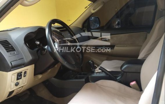 2014 Toyota Fortuner  2.4 G Diesel 4x2 AT in Quezon City, Metro Manila-7