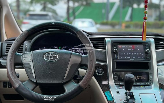 2013 Toyota Alphard in Makati, Metro Manila-7