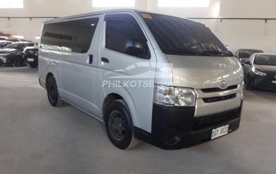 2021 Toyota Hiace  Commuter 3.0 M/T in Taguig, Metro Manila-4