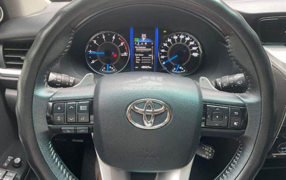 2017 Toyota Fortuner 2.4 V Pearl Diesel 4x2 AT in Silang, Cavite-4