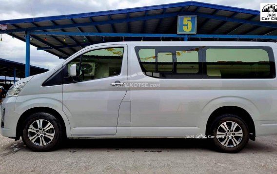 2020 Toyota Hiace  GL Grandia A/T in Pasay, Metro Manila-4