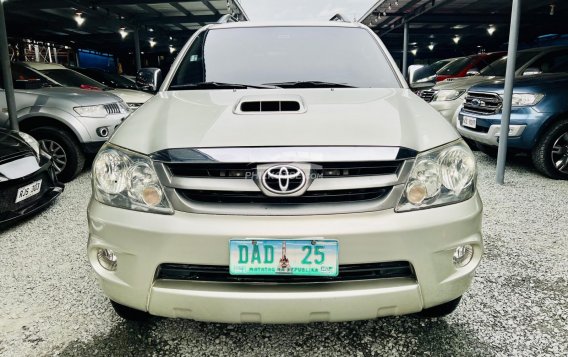 2008 Toyota Fortuner in Las Piñas, Metro Manila-1