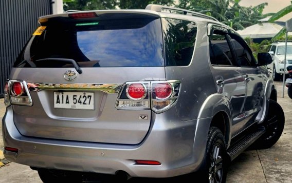 2015 Toyota Fortuner in Caloocan, Metro Manila-2