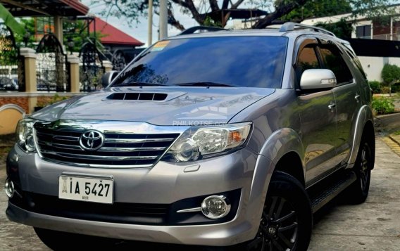 2015 Toyota Fortuner in Caloocan, Metro Manila-11