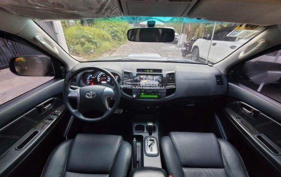 2015 Toyota Fortuner  2.4 V Diesel 4x2 AT in Manila, Metro Manila-7
