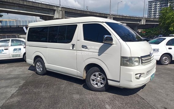 2007 Toyota Hiace Super Grandia in Parañaque, Metro Manila-2