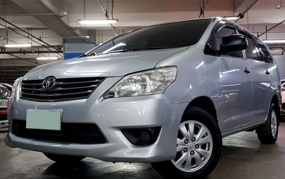 2013 Toyota Innova  2.8 E Diesel MT in Quezon City, Metro Manila-14