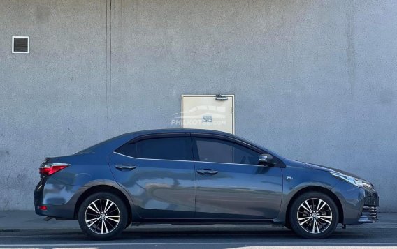 2018 Toyota Corolla Altis in Makati, Metro Manila-10