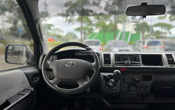 2018 Toyota Hiace in Makati, Metro Manila-11