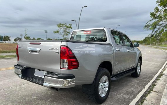 2017 Toyota Hilux  2.4 G DSL 4x2 A/T in Manila, Metro Manila-3