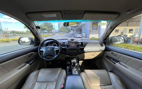 2014 Toyota Fortuner in Makati, Metro Manila-17