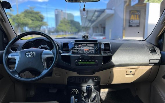 2014 Toyota Fortuner in Makati, Metro Manila-16