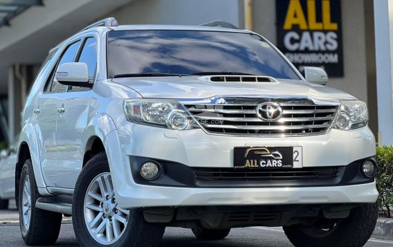 2014 Toyota Fortuner in Makati, Metro Manila-9