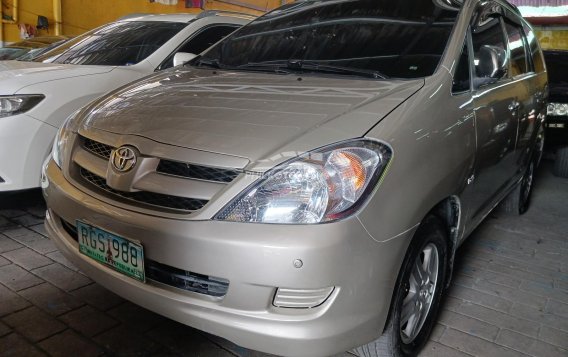 2008 Toyota Innova in Quezon City, Metro Manila-10