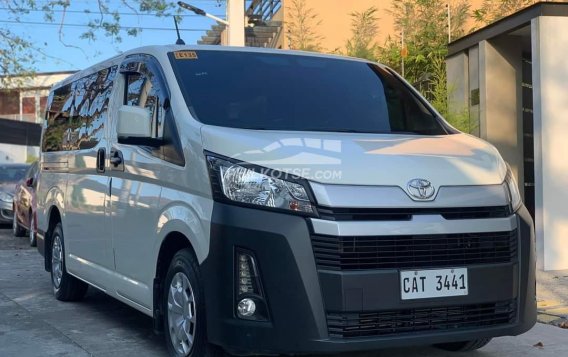 2019 Toyota Hiace  Commuter Deluxe in Manila, Metro Manila-10