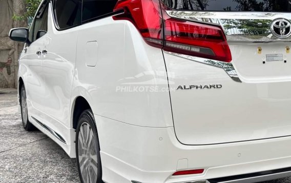 2023 Toyota Alphard  3.5 Gas AT in Manila, Metro Manila-9