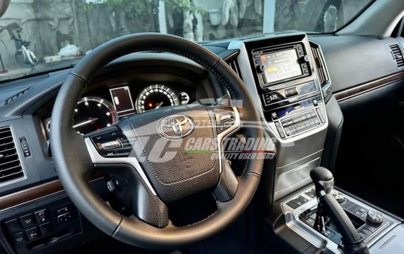 2018 Toyota Land Cruiser VX 3.3 4x4 AT in Manila, Metro Manila-2