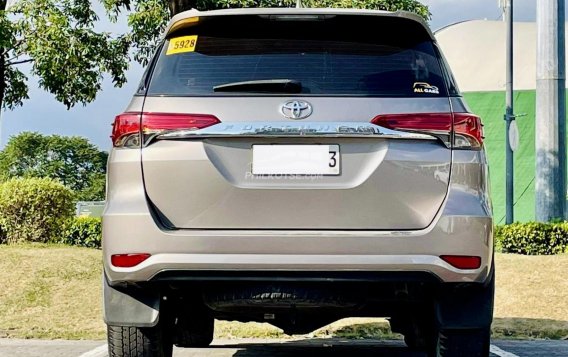 2016 Toyota Fortuner  2.7 G Gas A/T in Makati, Metro Manila-2