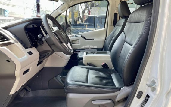 2020 Toyota Hiace  GL Grandia Tourer A/T in Las Piñas, Metro Manila-9