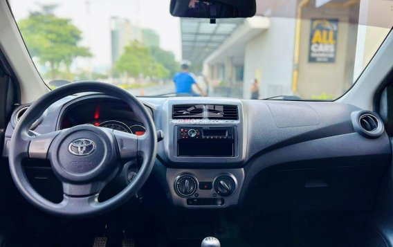 2018 Toyota Wigo  1.0 E MT in Makati, Metro Manila-6