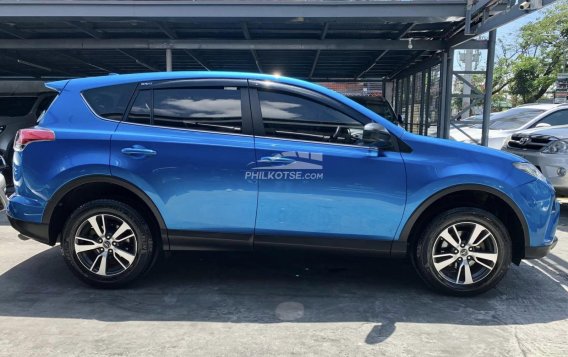 2018 Toyota RAV4  2.5 Active 4X2 AT in Las Piñas, Metro Manila-14