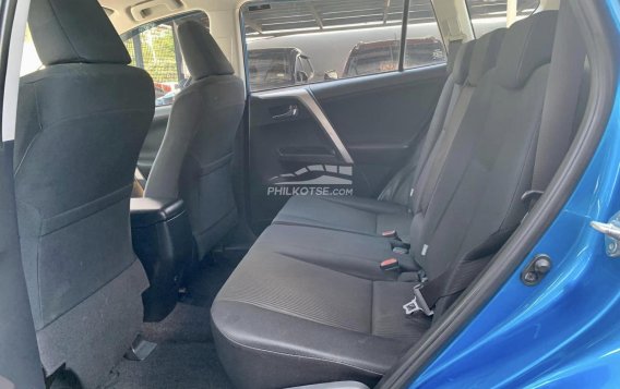 2018 Toyota RAV4  2.5 Active 4X2 AT in Las Piñas, Metro Manila-9