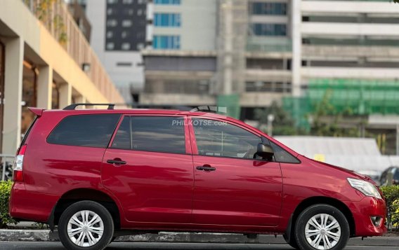 2015 Toyota Innova in Makati, Metro Manila-2