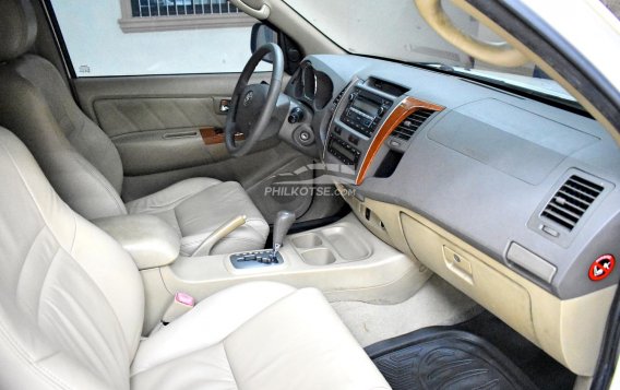 2010 Toyota Fortuner  2.4 G Diesel 4x2 AT in Lemery, Batangas-11