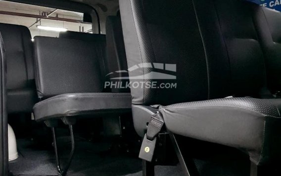 2022 Toyota Hiace  Commuter 3.0 M/T in Quezon City, Metro Manila-20