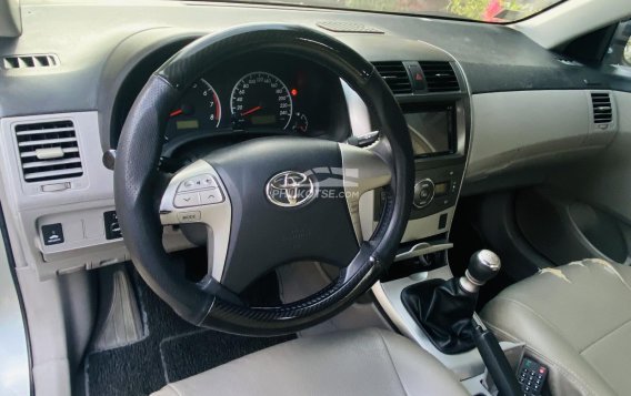 2012 Toyota Corolla Altis  1.6 G MT in Bacoor, Cavite-6