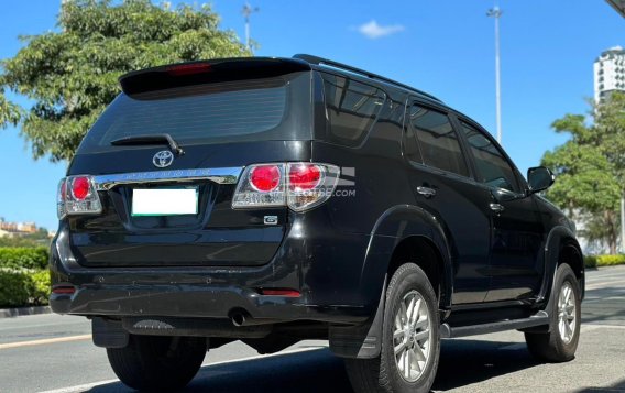 2013 Toyota Fortuner in Makati, Metro Manila-2