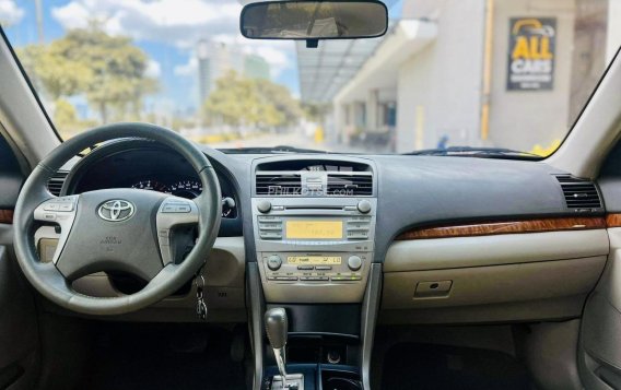 2011 Toyota Camry in Makati, Metro Manila-3