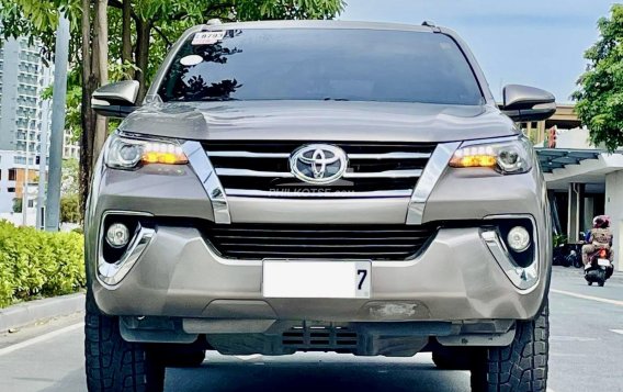 2017 Toyota Fortuner  2.4 V Diesel 4x2 AT in Makati, Metro Manila