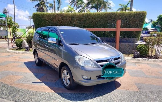 Purple Toyota Innova 2005 for sale in Cainta