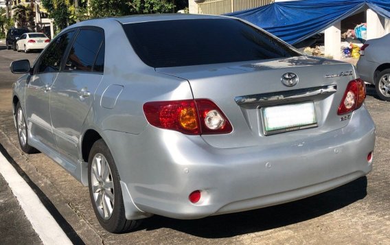Sell Silver 2010 Toyota Corolla altis in Muntinlupa-3