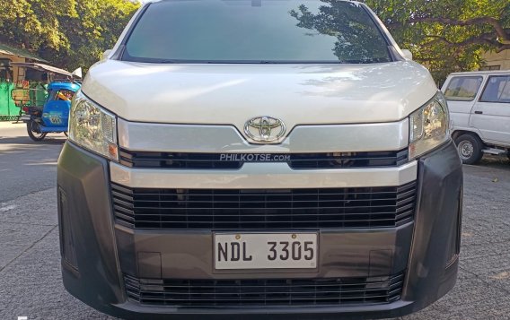 2019 Toyota Hiace  Commuter Deluxe in Las Piñas, Metro Manila