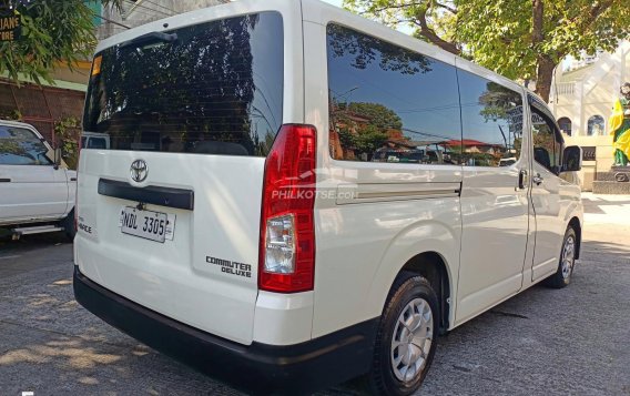 2019 Toyota Hiace  Commuter Deluxe in Las Piñas, Metro Manila-11