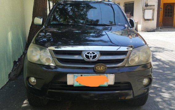 Purple Toyota Fortuner 2008 for sale in Automatic-1