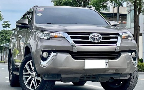 Selling Purple Toyota Fortuner 2017 in Makati