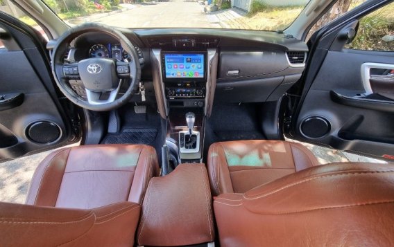 Purple Toyota Fortuner 2018 for sale in Manila-6