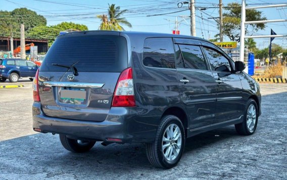 Purple Toyota Innova 2014 for sale in Pasay-3