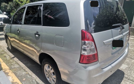 Silver Toyota Innova 2014 for sale in Automatic-2