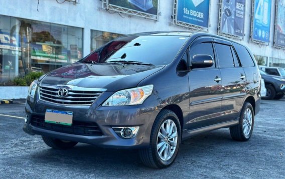 Purple Toyota Innova 2014 for sale in Pasay-2