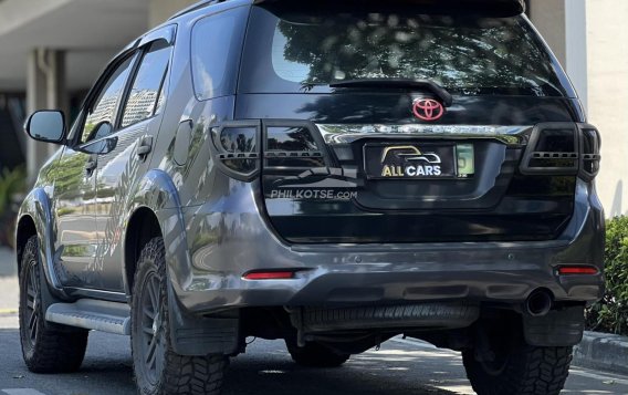 2012 Toyota Fortuner in Makati, Metro Manila-4