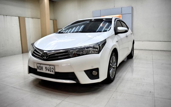 2016 Toyota Corolla Altis V 1.6 White Pearl  in Lemery, Batangas-8