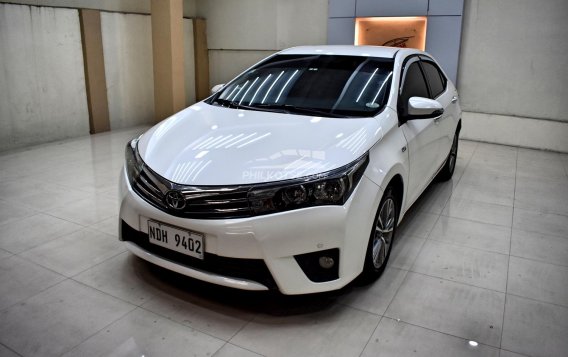 2016 Toyota Corolla Altis V 1.6 White Pearl  in Lemery, Batangas-11