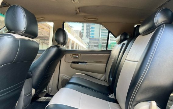 Purple Toyota Fortuner 2012 for sale in Makati-4